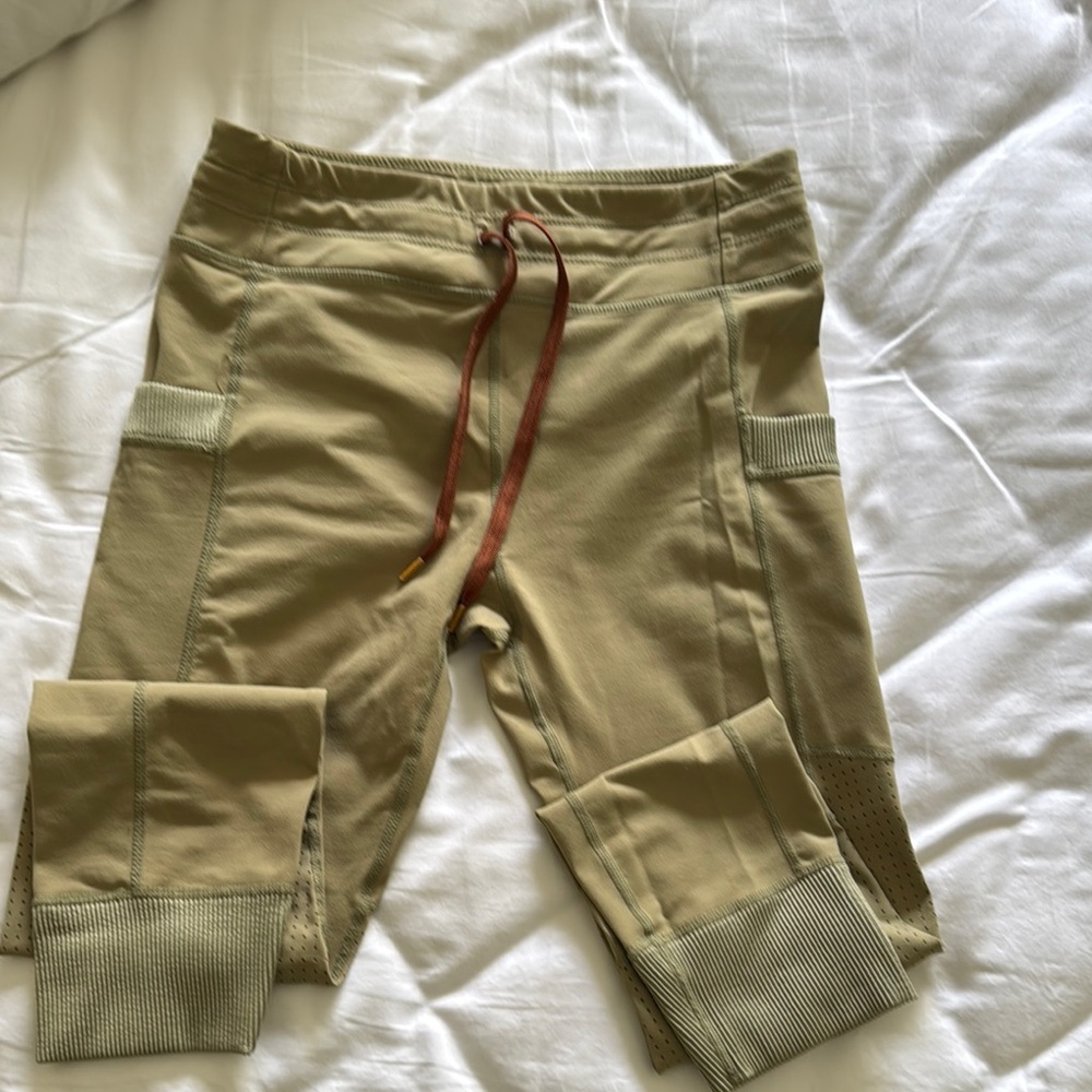 Cotton On Body Olive Leggings